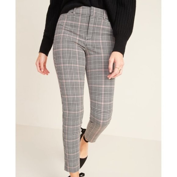Old Navy Pants - Old Navy High Waist Ankle Pixie Pants in Houndstooth Pink/Grey/Black/Whte